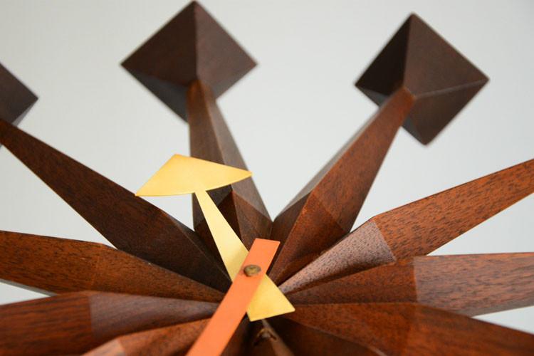 开云（中国） - 附件|钟表|办公家具|设计师家具|挂钟 - 多边形时钟